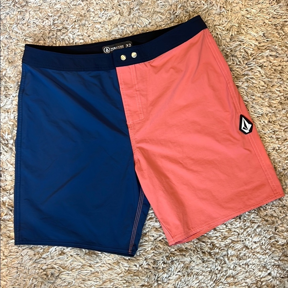 Volcom Two-Tone Board Shorts size 32 SNAPPED LIBERATOR TRUNKS BAJA INDIGO - Picture 1 of 9